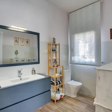 Nyaraló Nadine 1307