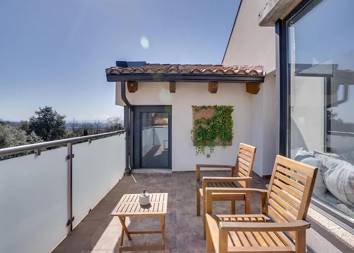 Nadine 1307 Candeleda